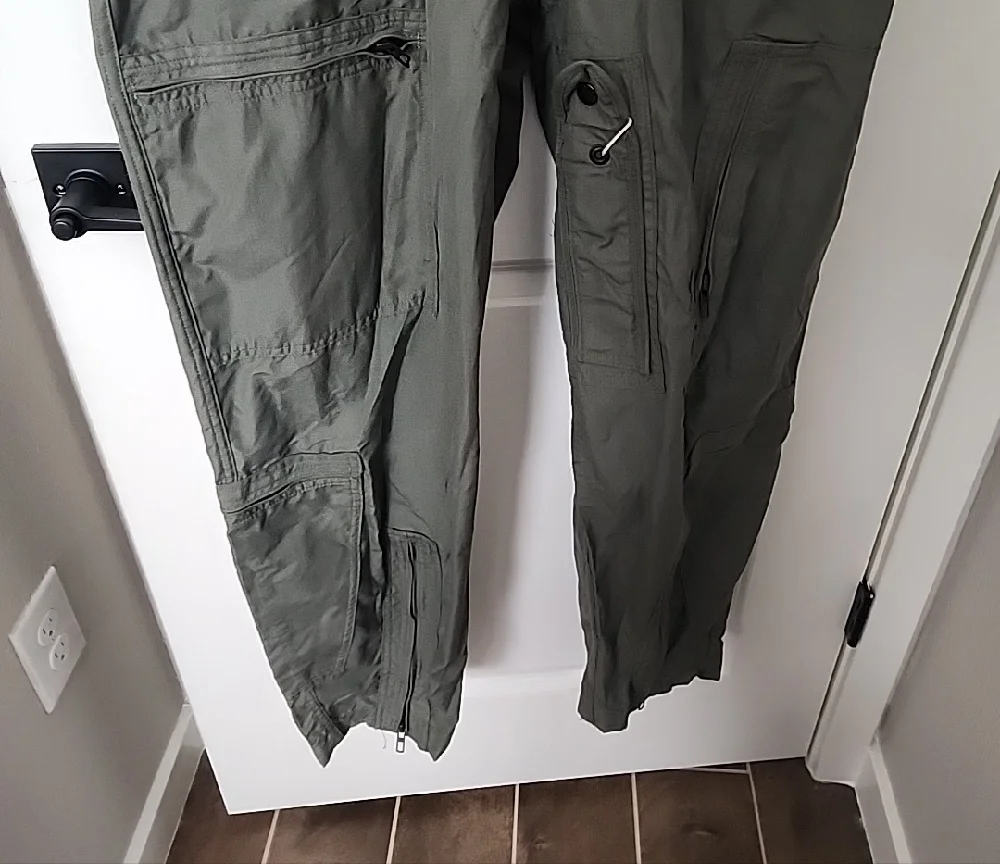 Mens' Military OD Green Coverall Flight Jumpsuit Fire Resistant Size 46R *New*